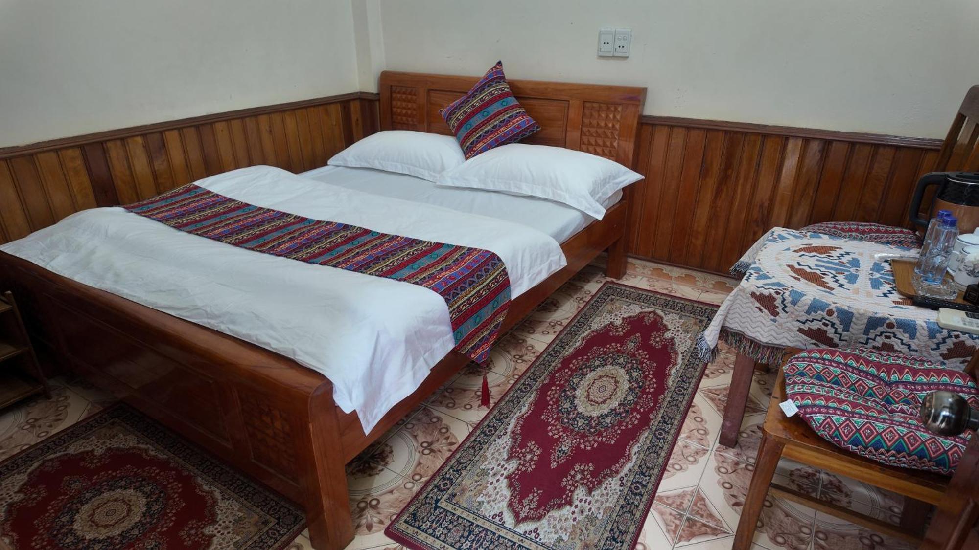 Lien Huong 145A Hotel Ha Giang Εξωτερικό φωτογραφία