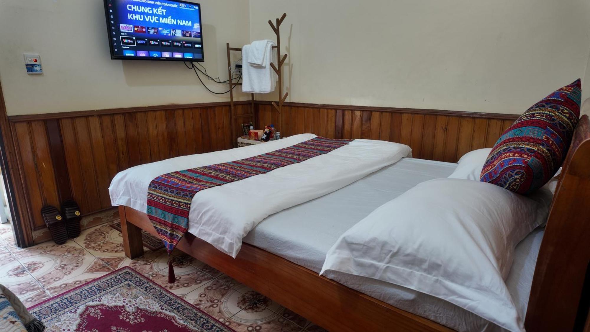 Lien Huong 145A Hotel Ha Giang Εξωτερικό φωτογραφία